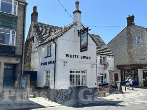 Picture of The White Swan