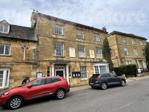 Picture of Kings Hotel