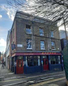 Picture of The Red Lion