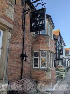 Picture of The White Swan