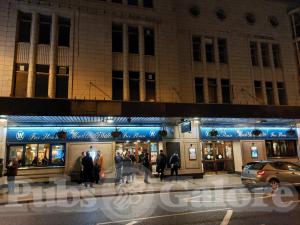 Picture of The Moon Under Water (JD Wetherspoon)
