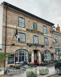 Picture of The Wellington Hotel