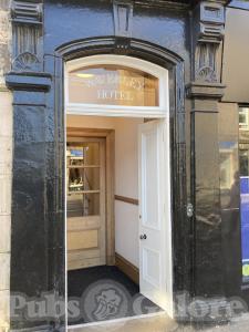 Picture of Waverley Hotel