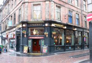 Picture of Lauders Bar