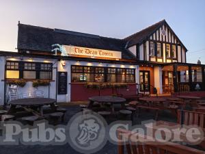 Picture of Dean Tavern