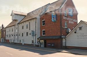 Picture of The Riverside Inn