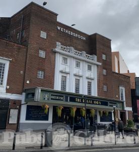 Picture of The Regal Moon (JD Wetherspoon)