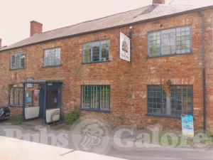 Picture of The Carew Arms