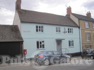 Picture of The Folly Inn