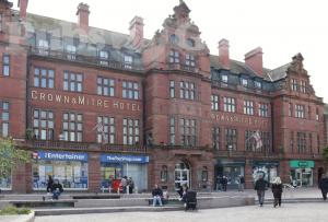 Picture of Mitre Bar @ Crown & Mitre Hotel