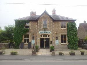 Picture of Rose & Crown