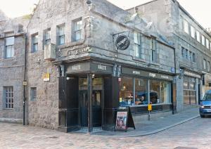Picture of O'Neill's