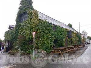 Picture of The Eliot Arms (Square & Compass)