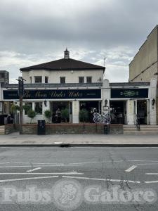 Picture of The Moon Under Water (JD Wetherspoon)