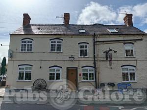 Picture of Old Hand & Diamond