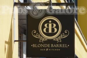 Picture of Blonde Barrel