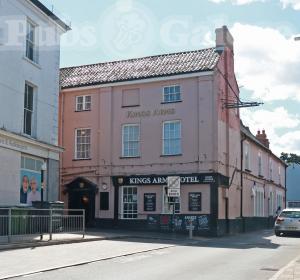 Picture of Kings Arms Hotel