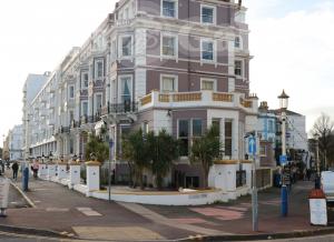 Picture of Alexandra Hotel